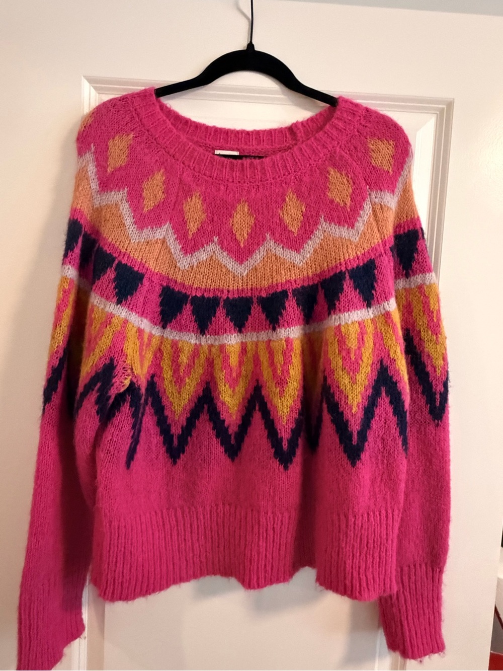 a new day Pink Multicolor Geometric Crewneck Sweater